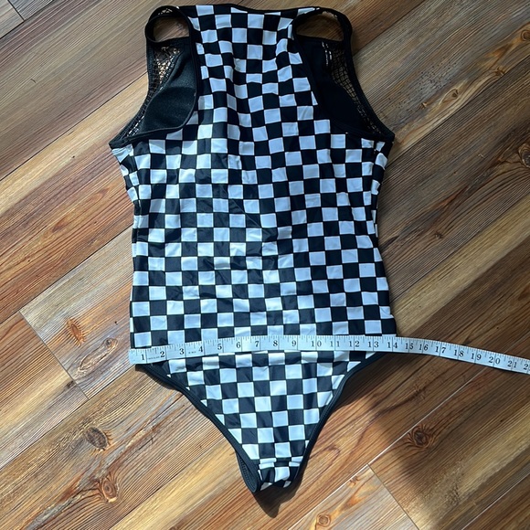 Hot Topic Swimsuit - Picture 4 of 7